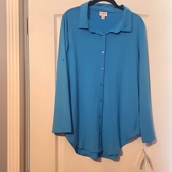 LuLaRoe Valentina M - Picture 1 of 2